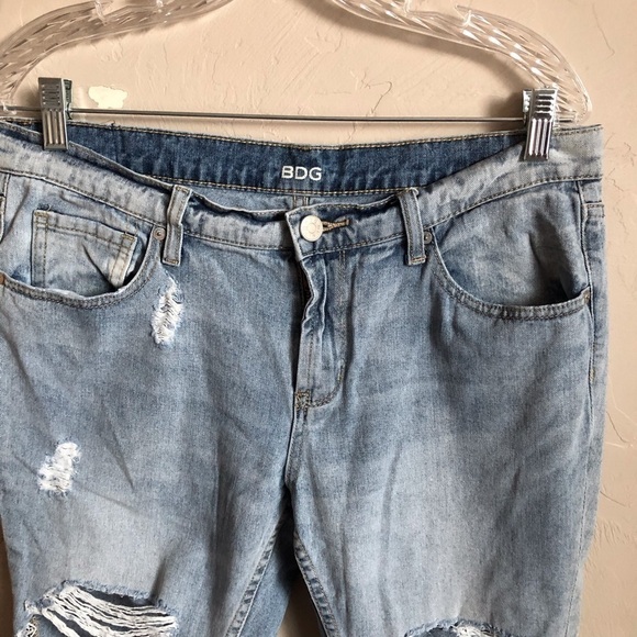 BDG Slim Boyfriend Distressed Denim Jeans - Picture 2 of 11